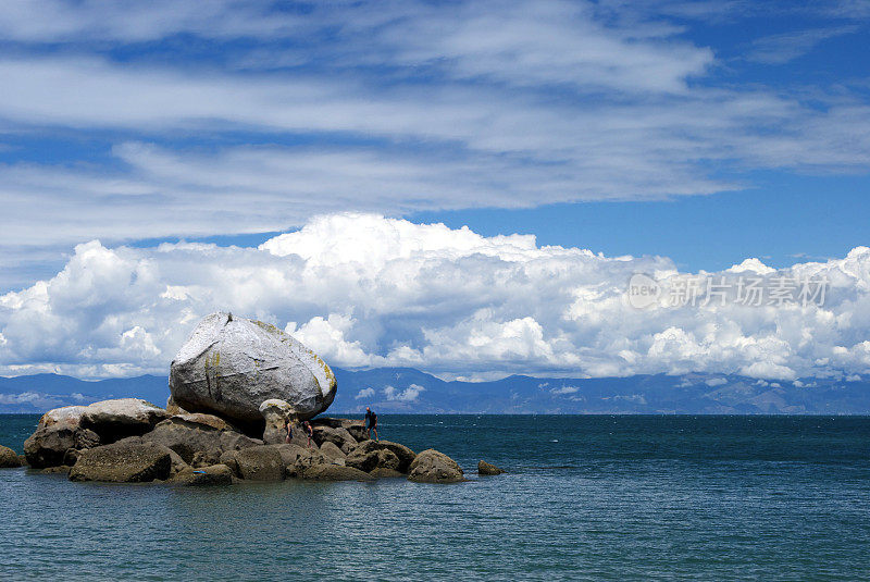 Split Apple Rock, Abel Tasman国家公园，新西兰